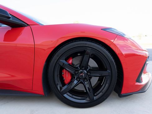 Used 2022 Chevrolet Corvette Stingray Preferred Cpe w/ Z51 Performance Package image 8