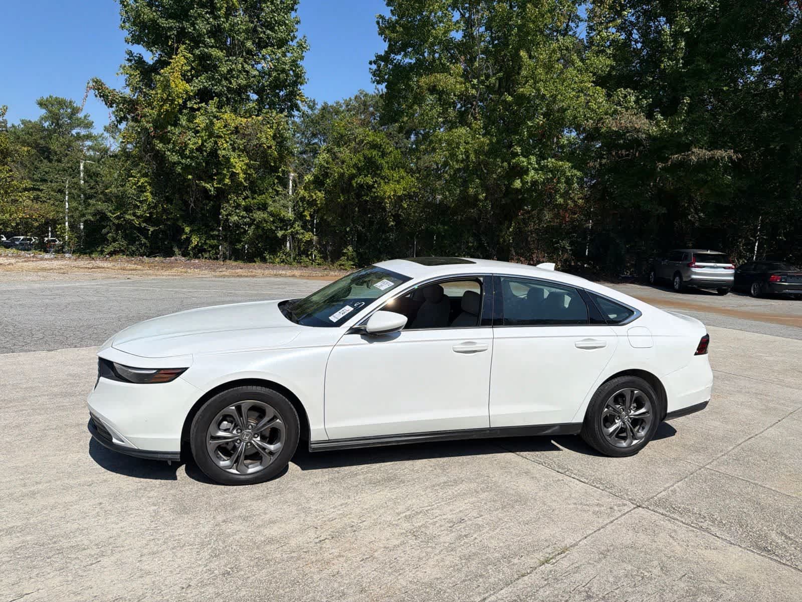 Used 2024 Honda Accord EX image 7