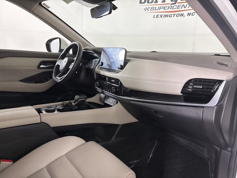 Used 2023 Nissan Rogue SL w/ SL Premium Package AWD/4WD image 31