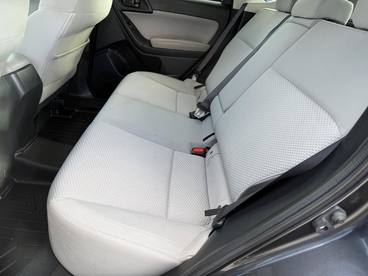 Used 2017 Subaru Forester 2.5i Premium w/ All-Weather Package AWD/4WD image 13
