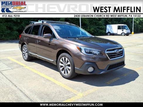 Used 2019 Subaru Outback 2.5i Touring w/ Popular Package #3A AWD/4WD image 1