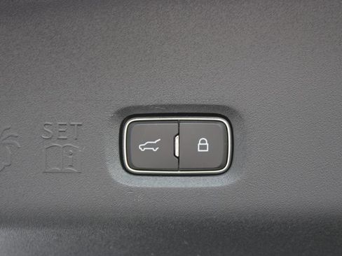 Used 2026 Ford Expedition Max Platinum w/ Stealth Appearance Package AWD/4WD image 11