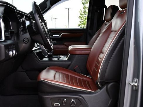 Used 2023 GMC Sierra 1500 Denali Ultimate AWD/4WD image 14