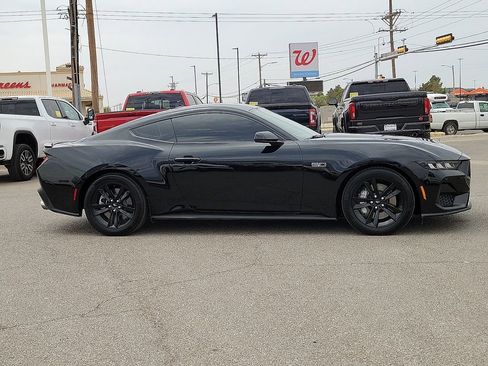 Used 2024 Ford Mustang GT RWD image 12