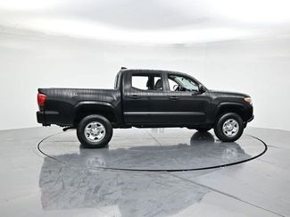 Used 2021 Toyota Tacoma SR video 2