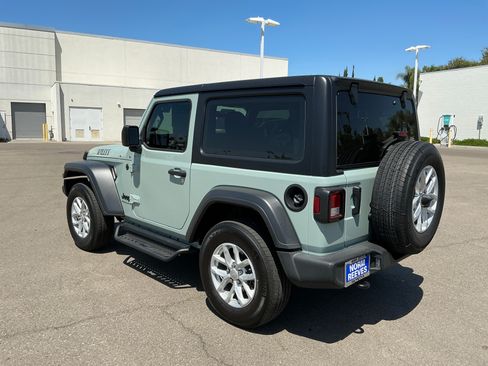 Used 2023 Jeep Wrangler Sport AWD/4WD image 3
