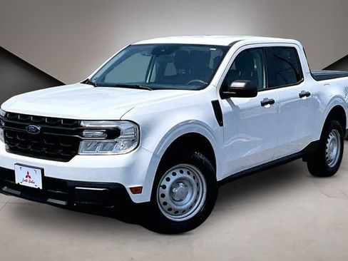 Used 2022 Ford Maverick XL FWD image 1