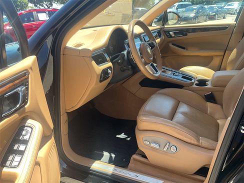 Used 2016 Porsche Macan S AWD/4WD image 7