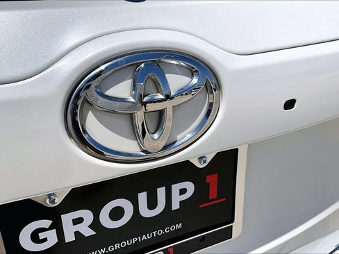 Used 2018 Toyota Highlander Limited FWD image 31