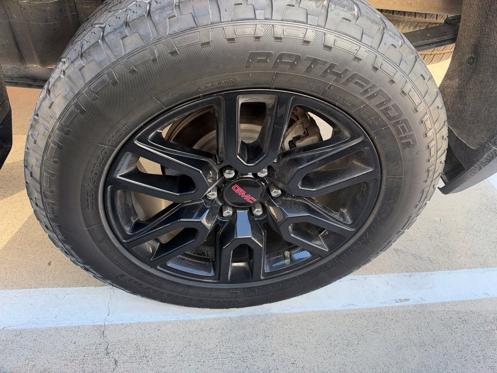 Used 2020 GMC Sierra 1500 Elevation w/ Elevation Value Package RWD image 3