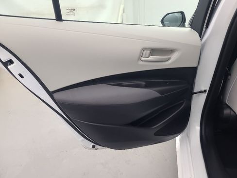 Used 2026 Toyota Corolla LE FWD image 19