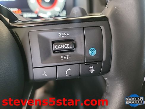 Used 2021 Nissan Rogue Platinum image 19