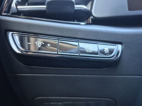 New 2026 Kia Niro LX image 24