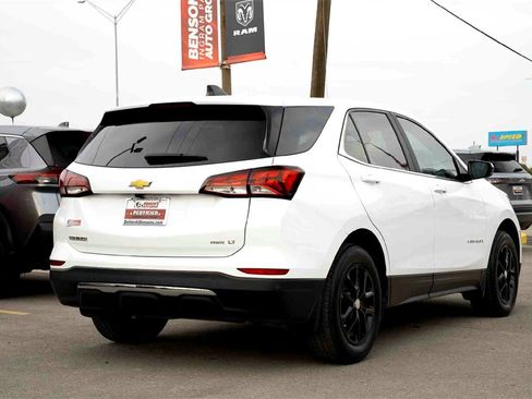 Used 2023 Chevrolet Equinox LT w/ LPO, Floor Liner Package image 5