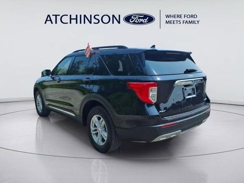 Certified 2023 Ford Explorer XLT w/ Equipment Group 202A AWD/4WD image 7