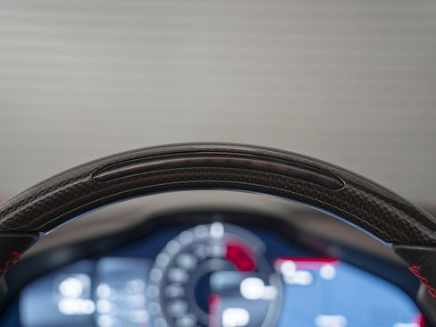 Used 2022 Ferrari SF90 Spider AWD/4WD image 37