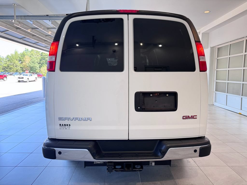 Used 2023 GMC Savana 3500 w/ Driver Convenience Package RWD image 7