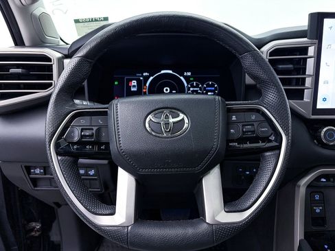 Used 2024 Toyota Tundra Limited image 32