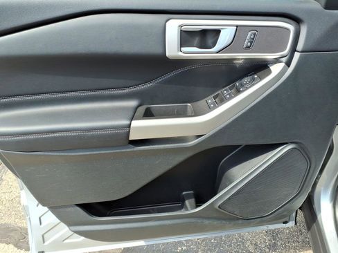 Certified 2023 Ford Explorer XLT image 14