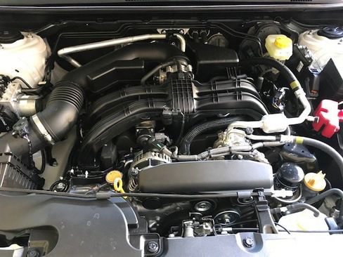 Certified 2025 Subaru Crosstrek 2.5i Limited w/ Popular Package #4A image 11