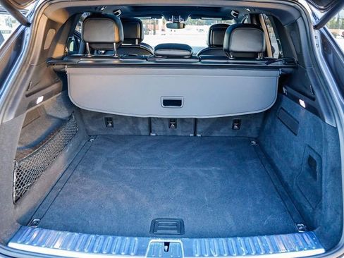 Used 2023 Porsche Cayenne Platinum Edition image 27