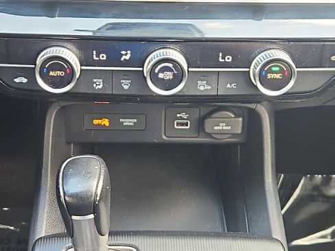Used 2022 Honda Civic EX image 17