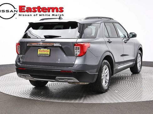 Used 2023 Ford Explorer XLT w/ Equipment Group 202A RWD image 5