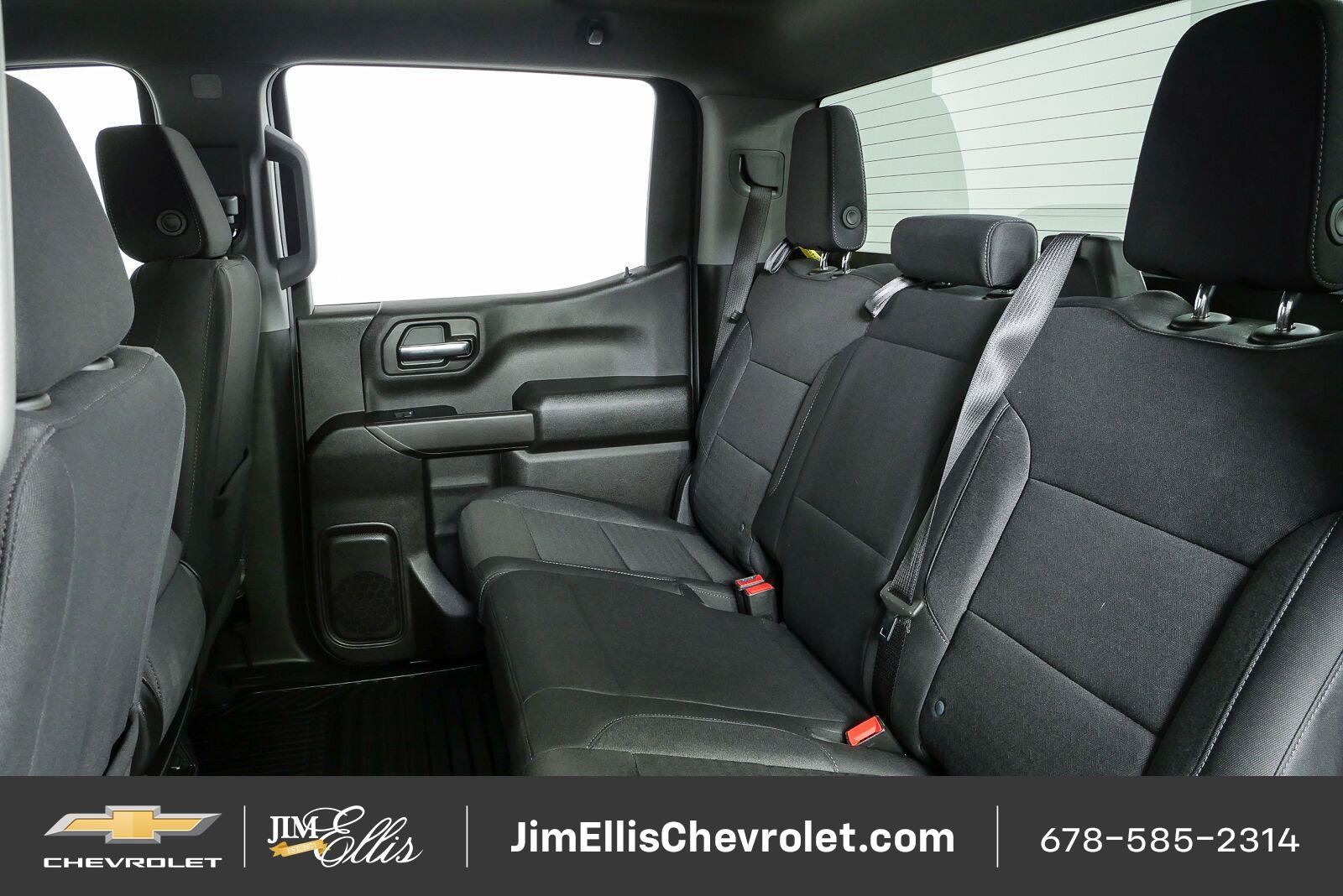 Used 2024 Chevrolet Silverado 1500 Custom w/ Turbomax Blackout Package AWD/4WD image 15