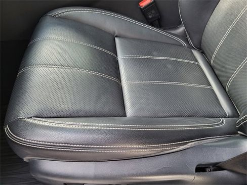 Used 2019 Land Rover Range Rover Velar S image 14