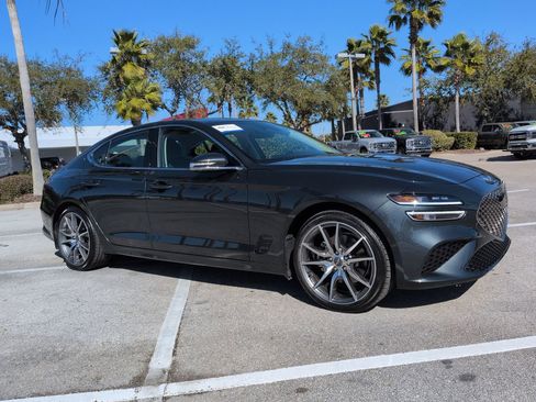 Used 2023 Genesis G70 2.0T image 2