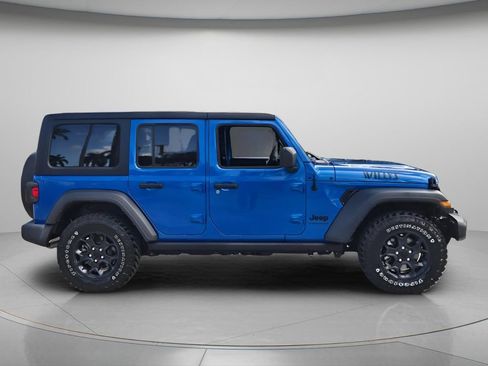 Used 2023 Jeep Wrangler Unlimited Sport AWD/4WD image 3