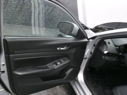 Used 2021 Nissan Altima 2.5 S image 9