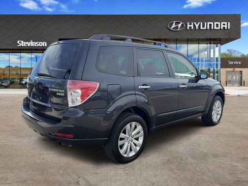 Used 2011 Subaru Forester 2.5X Premium AWD/4WD image 5