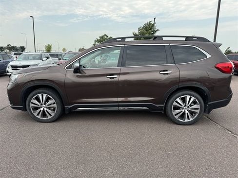 Used 2020 Subaru Ascent Touring w/ Popular Package #2 AWD/4WD image 8
