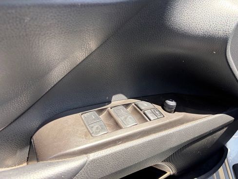 Used 2023 Toyota Camry LE FWD image 5