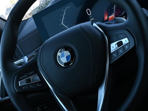 Certified 2025 BMW X5 xDrive40i w/ Premium Package image 23