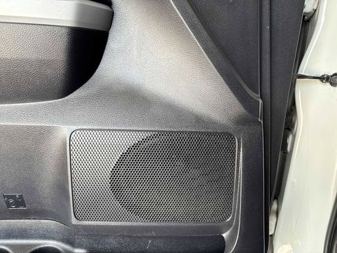 Used 2020 Toyota Tundra SR5 w/ SR5 Upgrade Package image 29