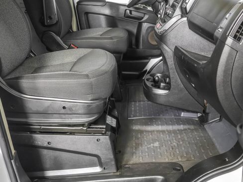 Used 2019 RAM ProMaster 1500 w/ Interior Convenience Group image 37