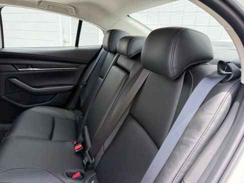 New 2026 MAZDA MAZDA3 2.5 S Sedan w/ Preferred Pkg FWD image 17