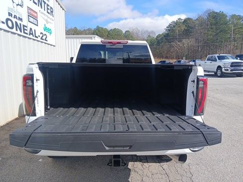 Used 2024 GMC Sierra 2500 AT4 w/ AT4 Premium Plus Package image 10