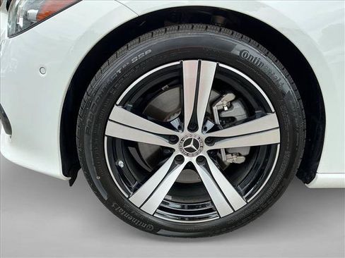 Certified 2026 Mercedes-Benz C 300 4MATIC Sedan image 9