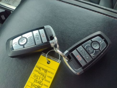 Used 2019 Ford F150 Platinum w/ Equipment Group 701A Luxury image 32