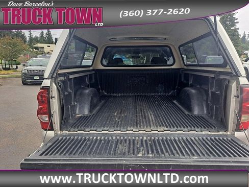 Used 2006 Chevrolet Silverado 2500 4x4 Extended Cab image 9