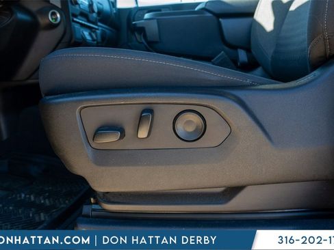 Used 2022 Chevrolet Silverado 1500 Custom image 15