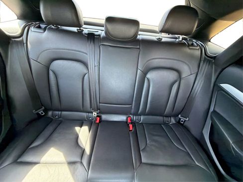 Used 2018 Audi Q3 2.0T Premium w/ Convenience Package image 14