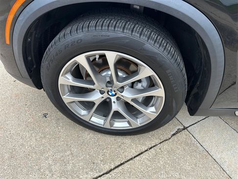 Used 2022 BMW X5 xDrive40i w/ Premium Package AWD/4WD image 31