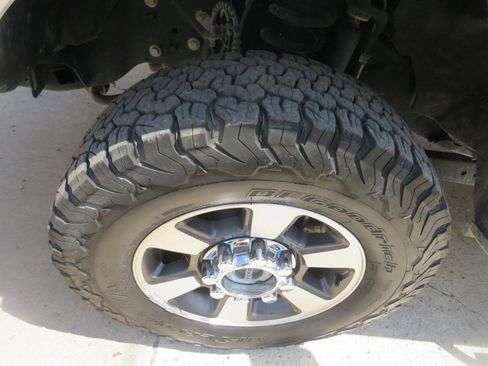 Used 2019 Ford F250 XL w/ Power Equipment Group AWD/4WD image 27