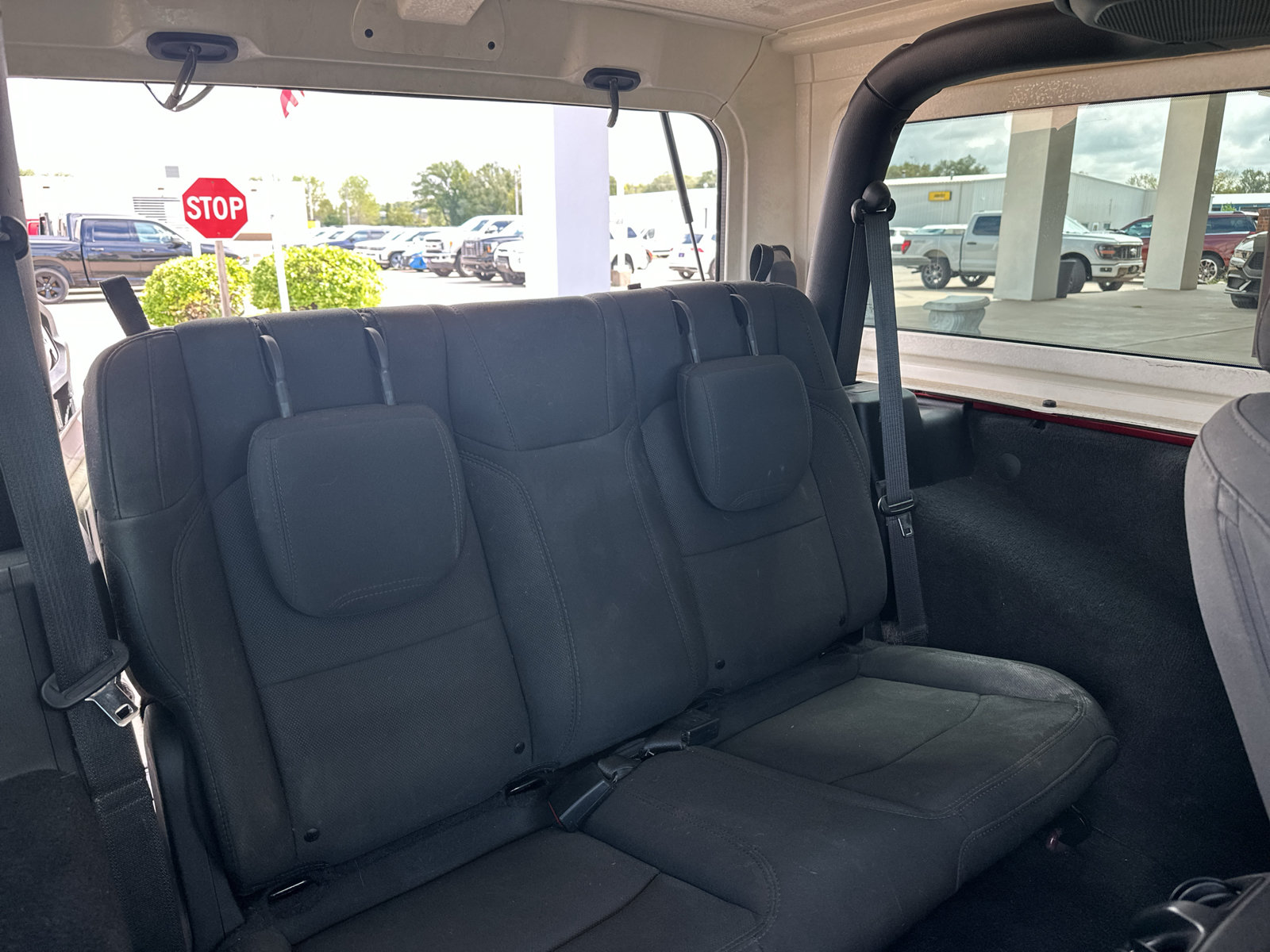 Used 2021 Jeep Wrangler Sport AWD/4WD image 5