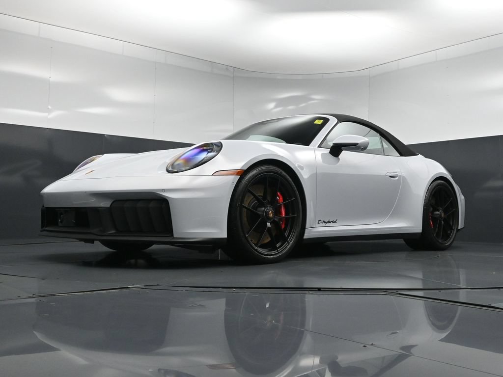 Used 2026 Porsche 911 Carrera GTS RWD image 22