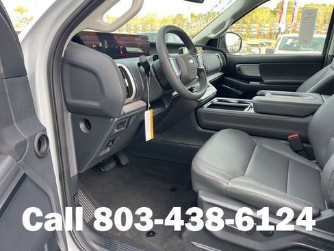 New 2026 Ford Expedition Active RWD image 6